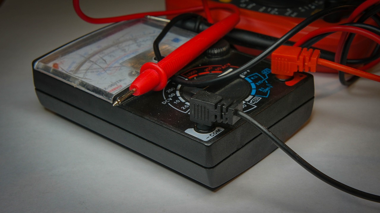 how to test a golf cart battery charger with multimeter banner