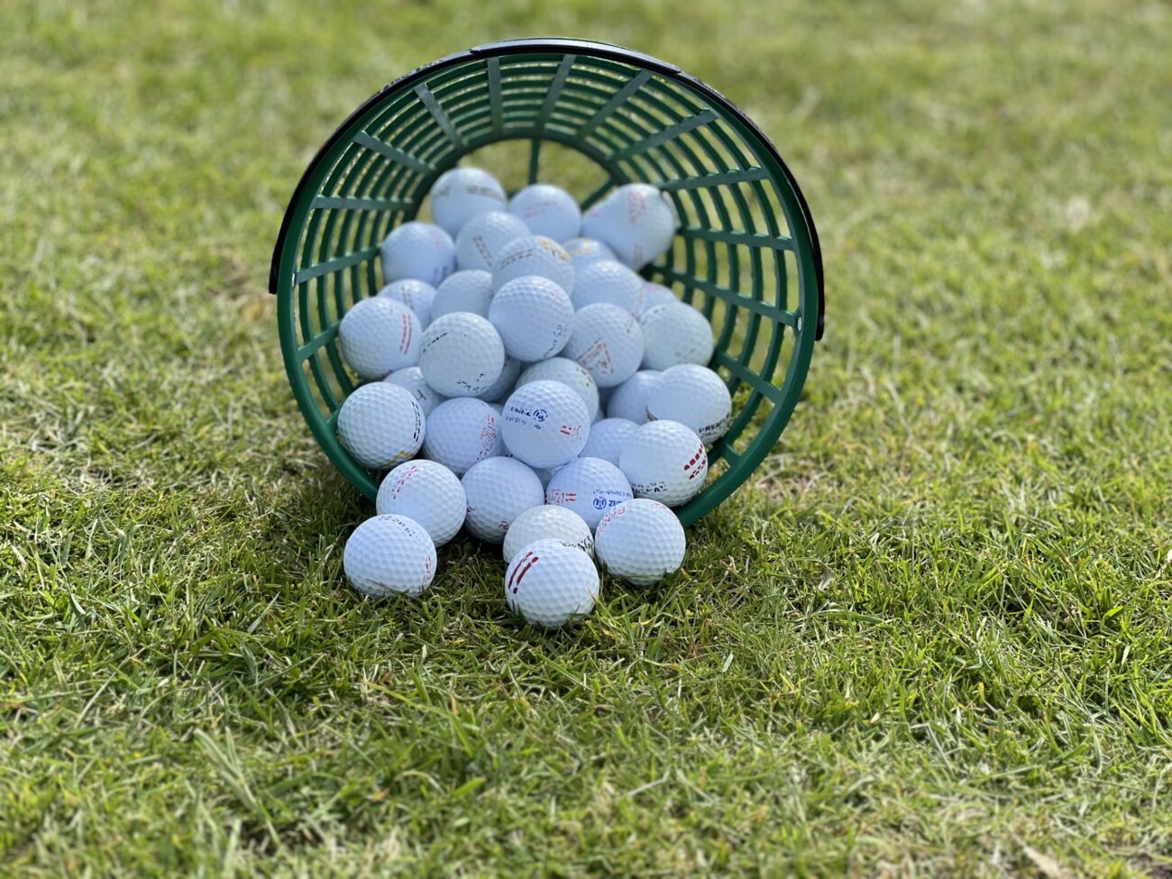 5 Things You Should Never Do on the Driving Range