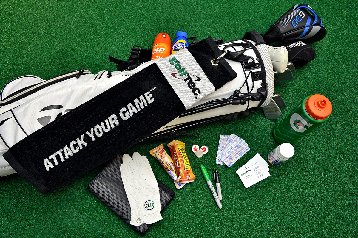 7 Things You Should Always Have in Your Golf Bag