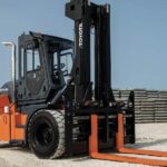 how much does a toyota forklift weigh