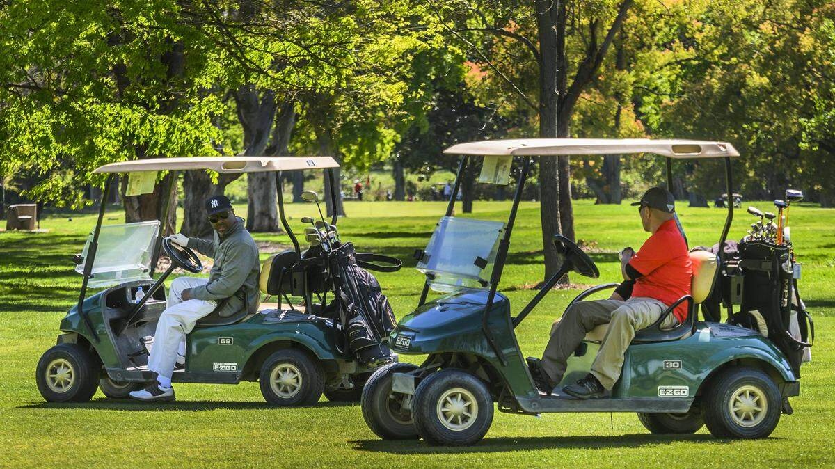 what are the rules for driving golf carts at private golf communities