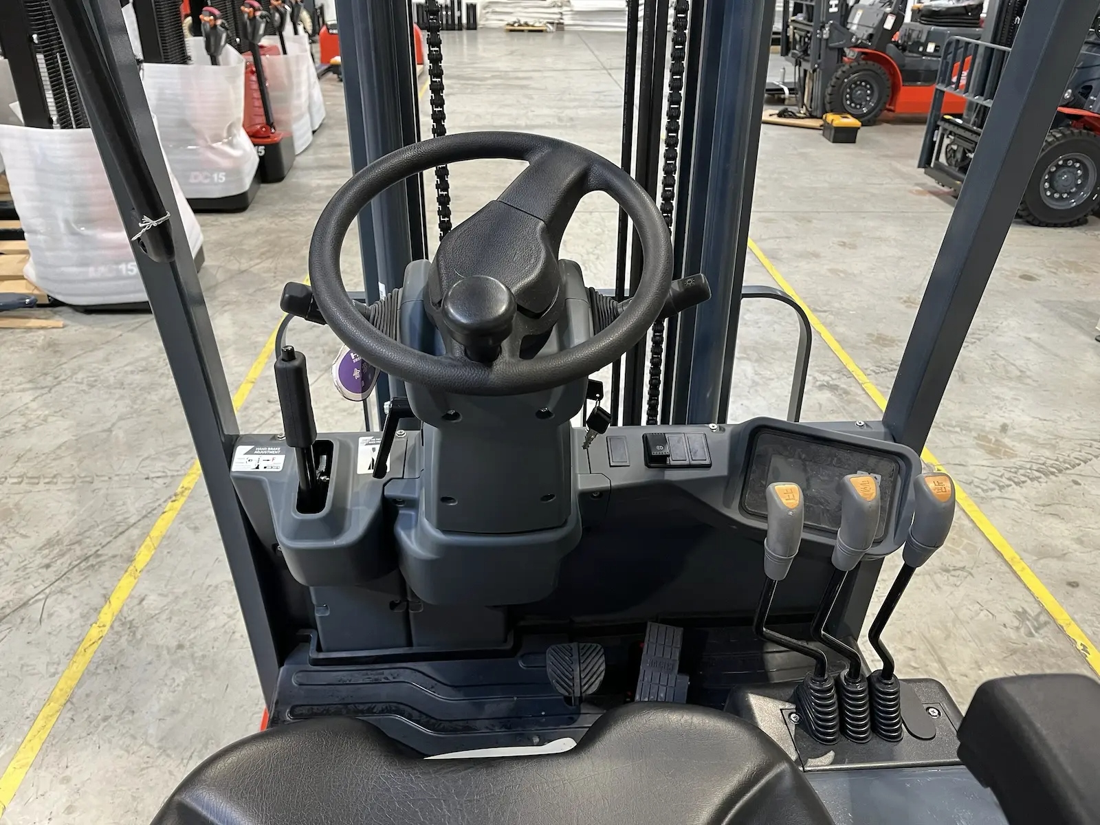 are forklift levers different on all forks