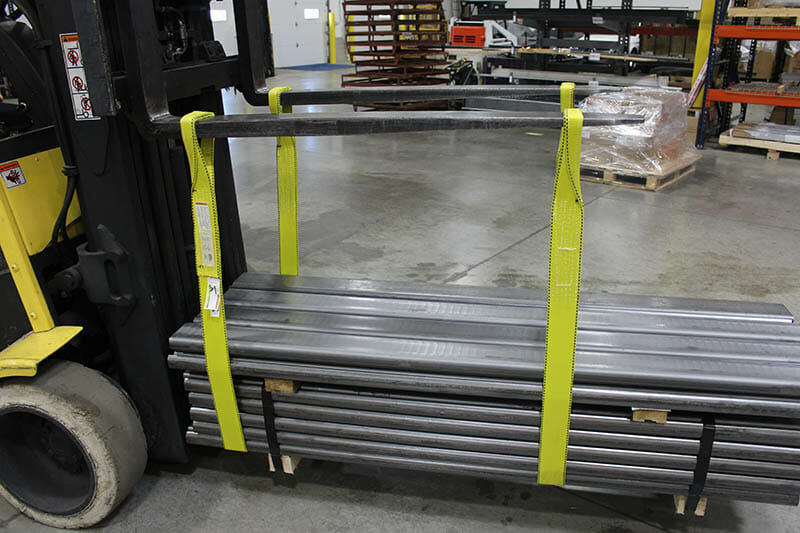 can you use slings on a forklift
