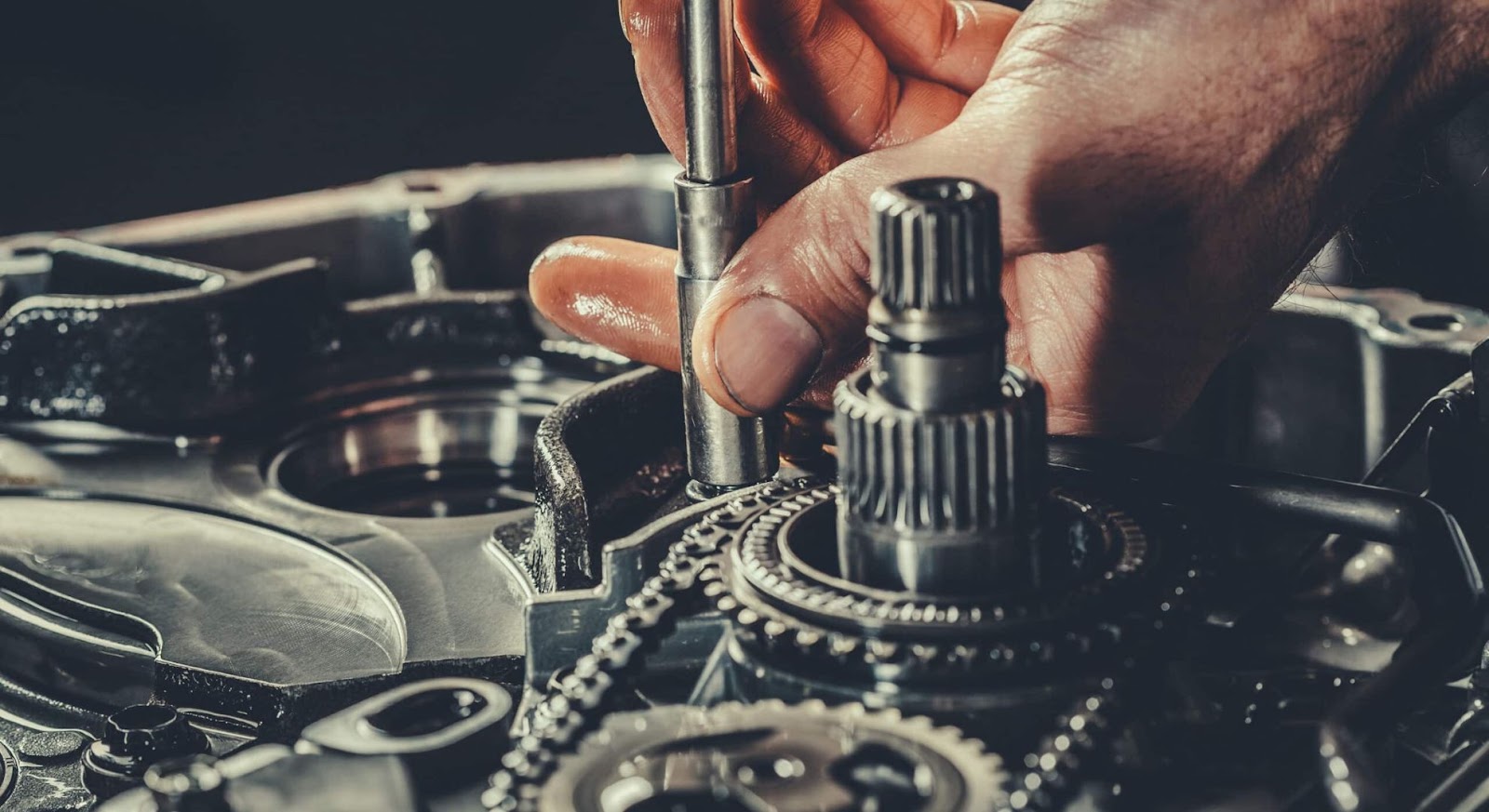 what causes drive gears to break in an electric forklifts