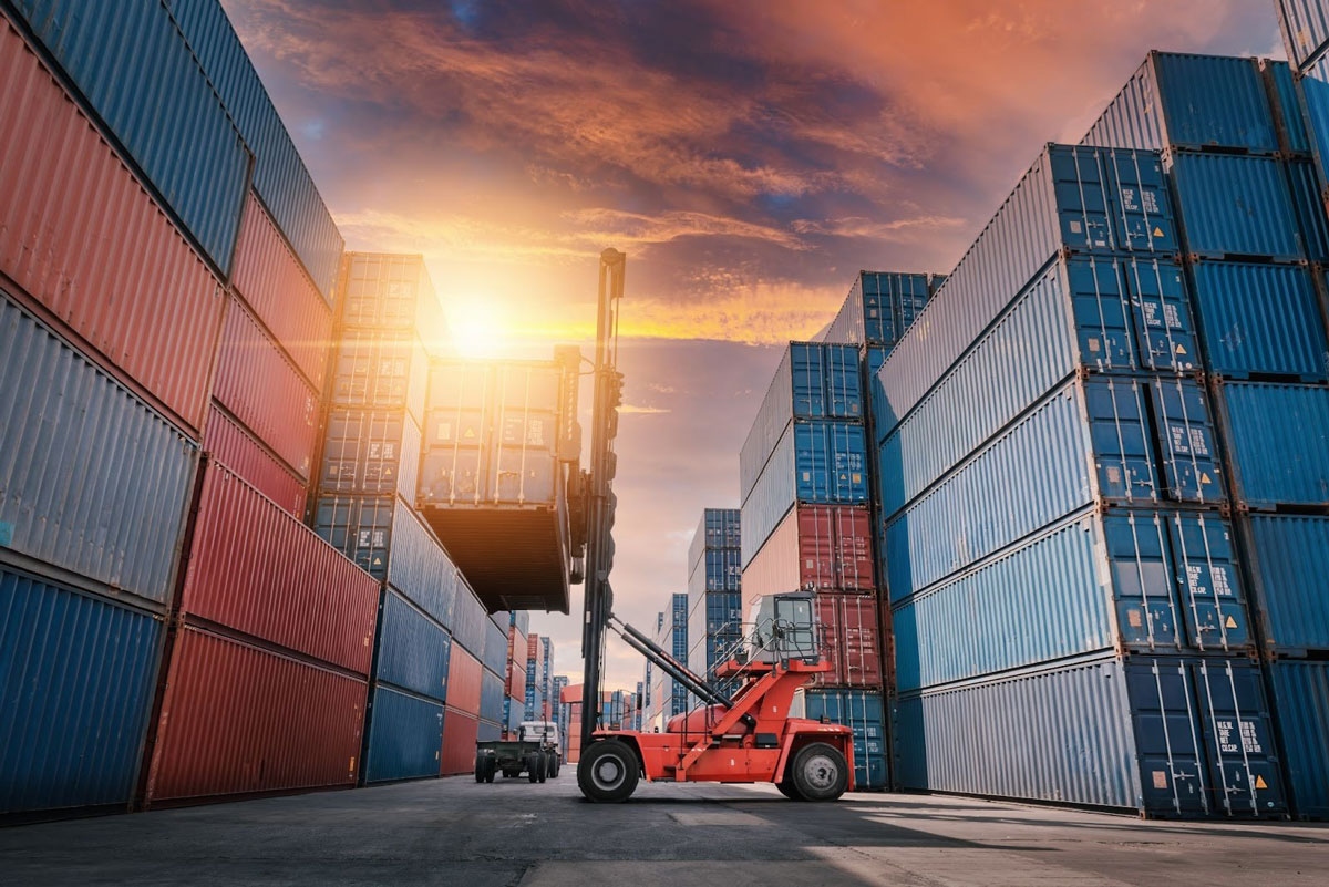 what is the best forklift brand