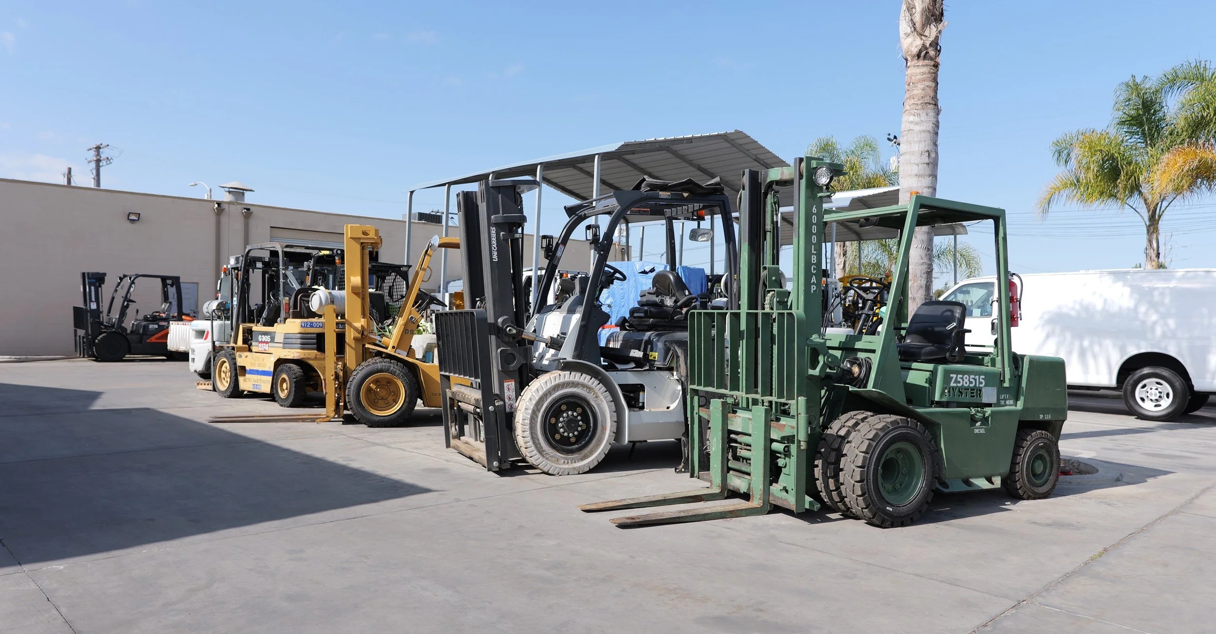 where can i buy a reliable forklift for a warehouse