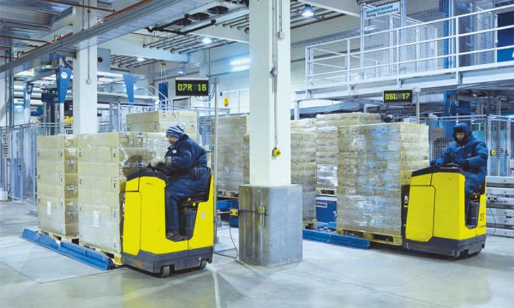 which forklifts are suited for cold storage warehouses