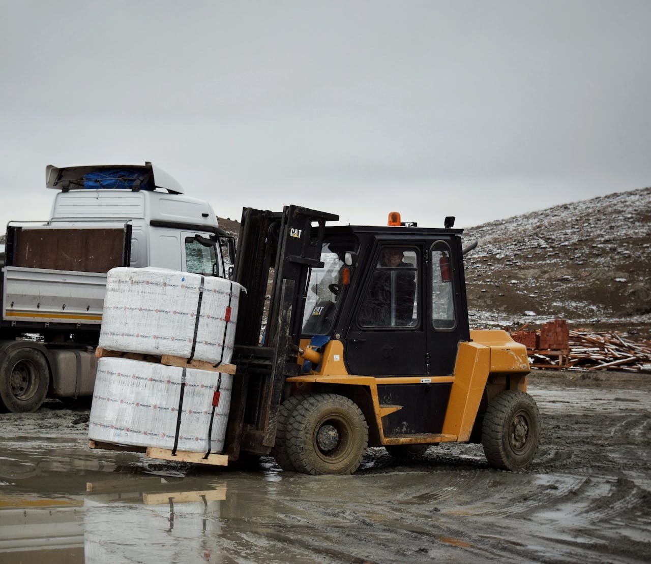 are three of four wheel forklifts more powerful
