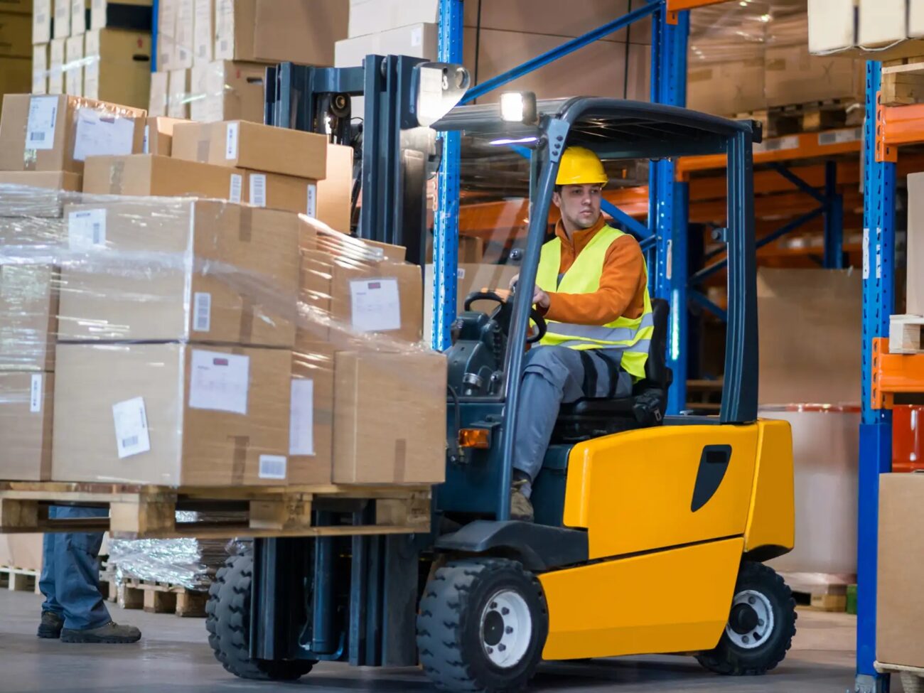 does a side shifter increase a forklifts lifting capacity