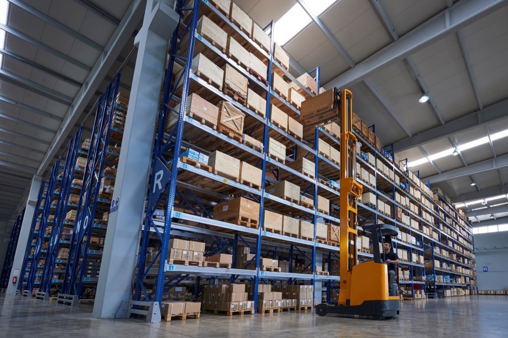 how high can a forklift reach in a warehouse