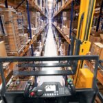 what are the main manufacturers of narrow aisle forklifts