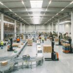 what is material handling equipment in a warehouse